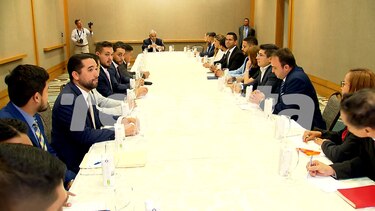 ‘Yo no estoy en esto para comprar ni alquilar diputados’, dice Mulino en una reunión con Juan Diego Vásquez y la coalición Vamos