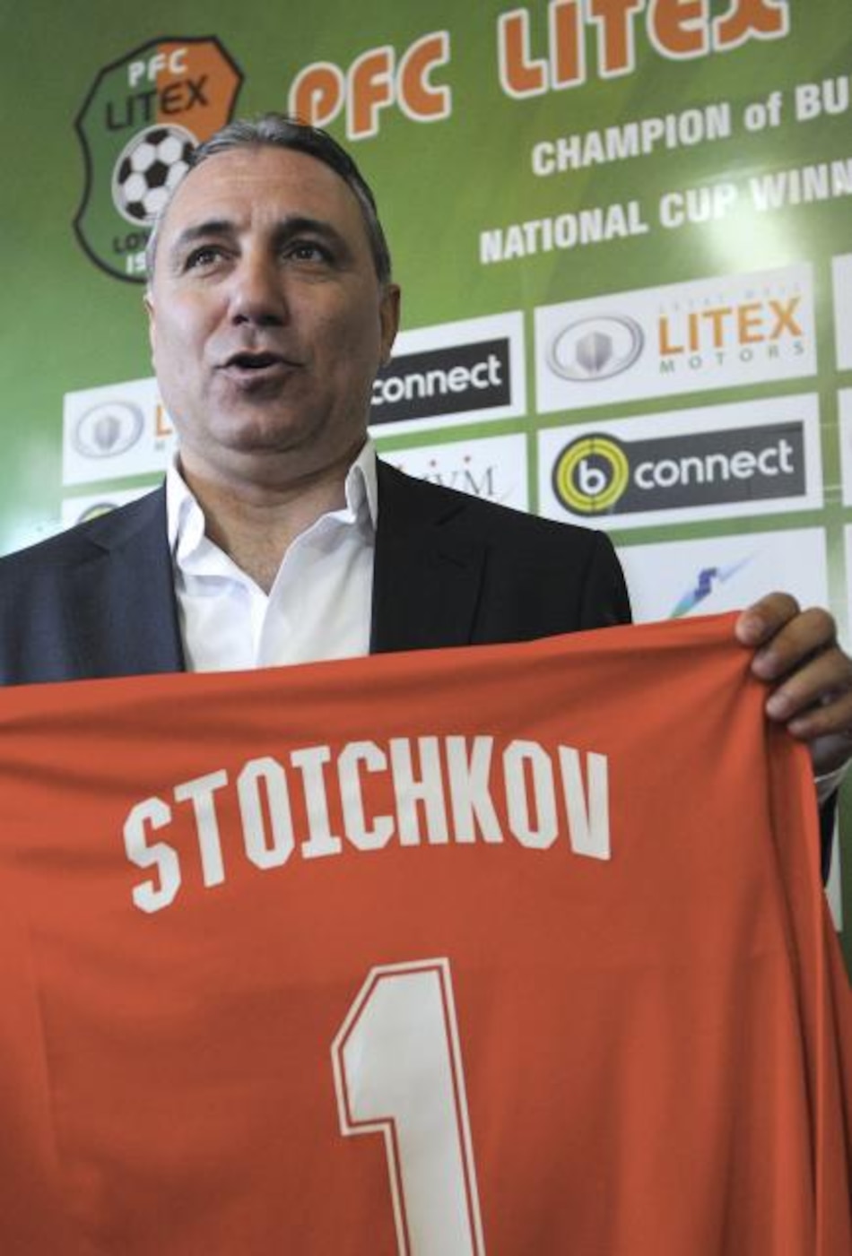 Stoichkov es nombrado entrenador del campeón búlgaro Litex
