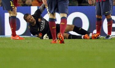 Barcelona golea al Celta, pero pierde a Valdés por lesión