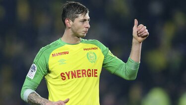 Desaparece avión con el futbolista argentino Emiliano Sala