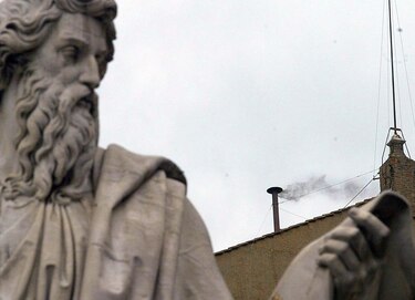 El cónclave comenzará el 7 de mayo y se empezará a votar esa misma tarde