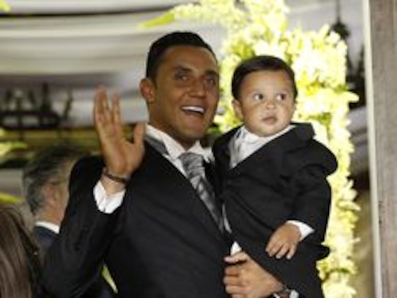 Multitudinaria boda de Keylor Navas y Andrea Salas en Costa Rica