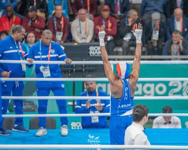 Gustavo Caicedo: la historia del entrenador que forjó la medalla de Atheyna Bylon