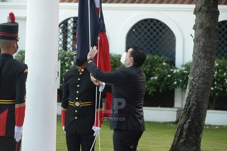 Vicepresidente Carrizo encabeza los actos del 3 de noviembre en la Presidencia