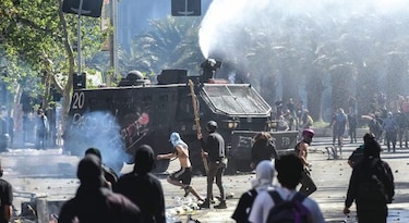 Piñera propone un acuerdo social para frenar las protestas