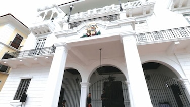 Juan Carlos Varela dejó al menos $3.4 millones por pagar en gastos