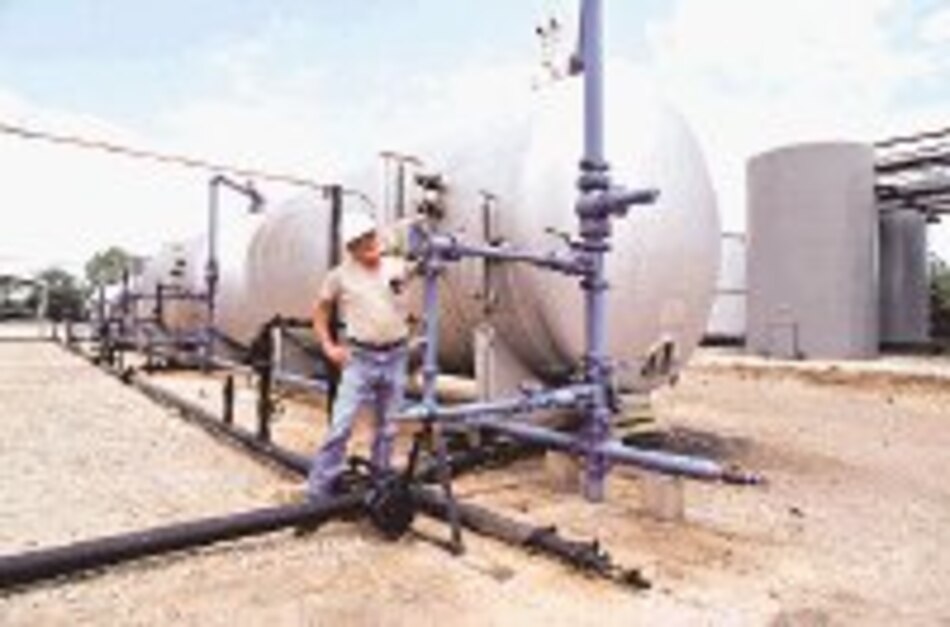 Unocal pediría a Chevron que eleve su oferta