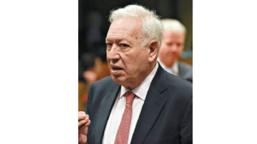Excanciller llama a dialogar con Cataluña