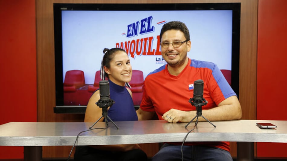 Remando en Amador en botes dragón