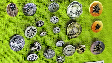 Abren museo dedicado a los botones