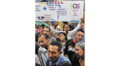 Pacientes venezolanos protestan y piden medicinas