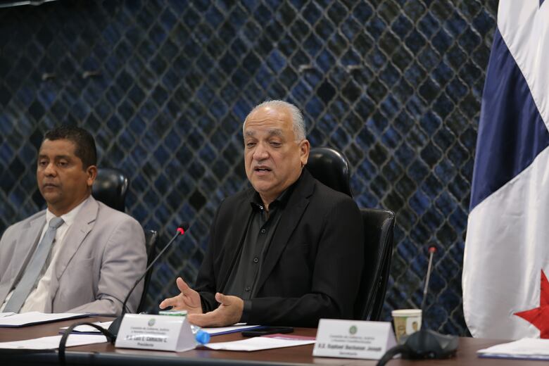 Comisión Ad-Hoc para proyectos anticorrupción queda en pausa: Herrera confía a Camacho la discusión