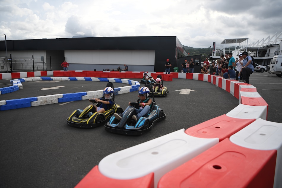 Autódromo Panamá acelera rumbo al futuro del kartismo con nueva alianza