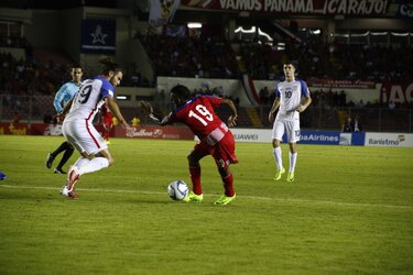 Panamá empata 1-1 con Estados Unidos