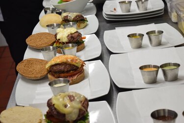 Cadena de hamburguesas 'gourmet' tica Hamburguesía llega a Panamá