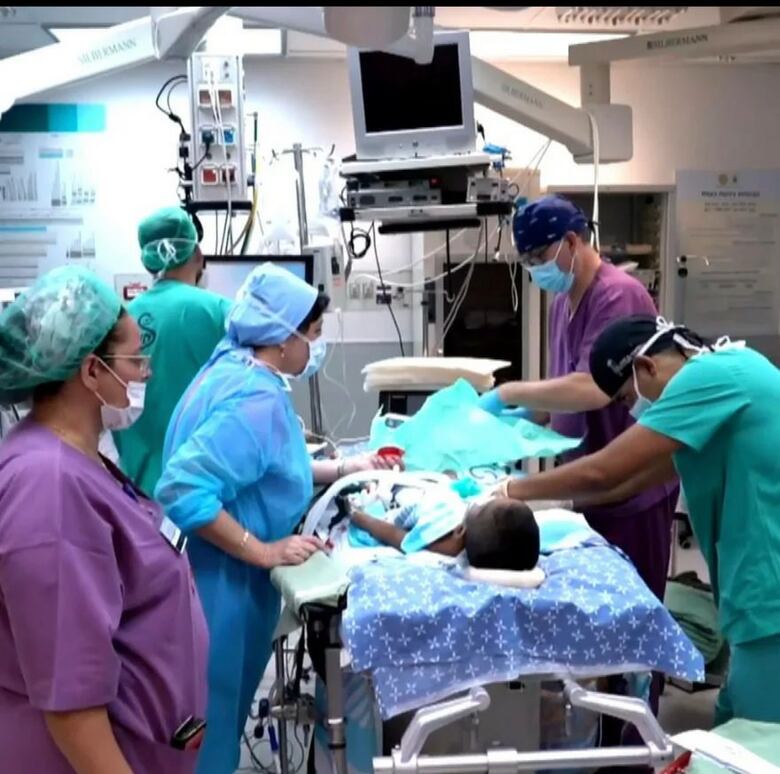 José Asprilla, médico panameño que hace historia en Israel con una cirugía génica en el cerebro