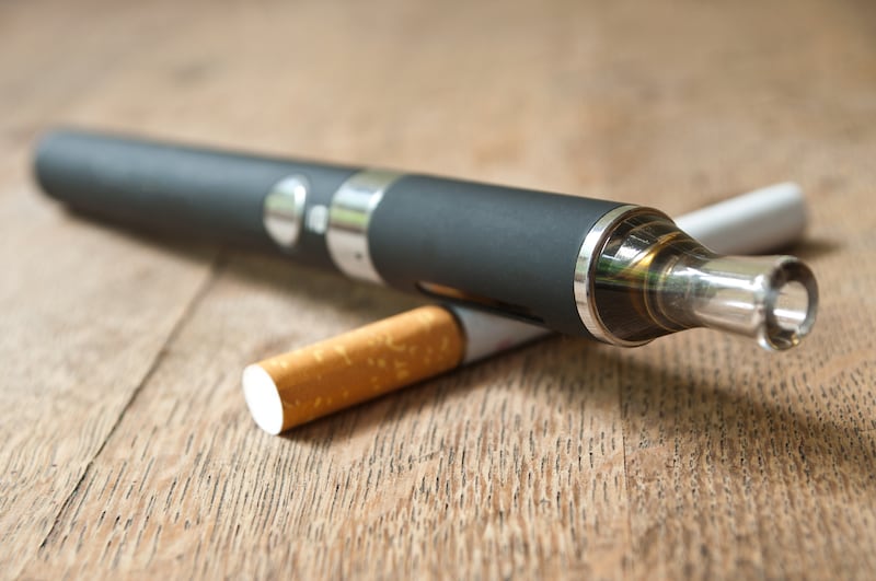 Menos consumo de tabaco tradicional, más vapeadores: el nuevo desafío de salud