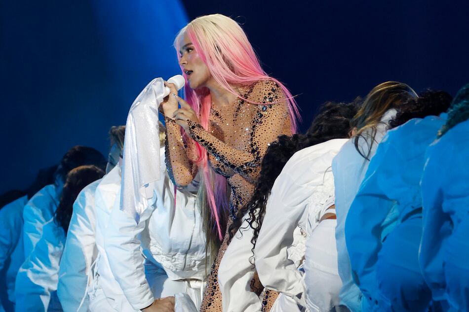 Sorpresa en el concierto de Karol G: Amaia Montero hace una aparición especial