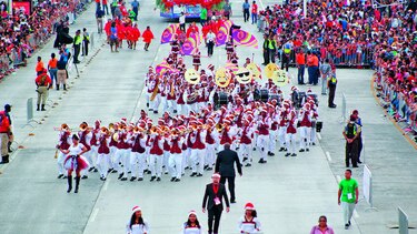 Un iluminado desfile navideño