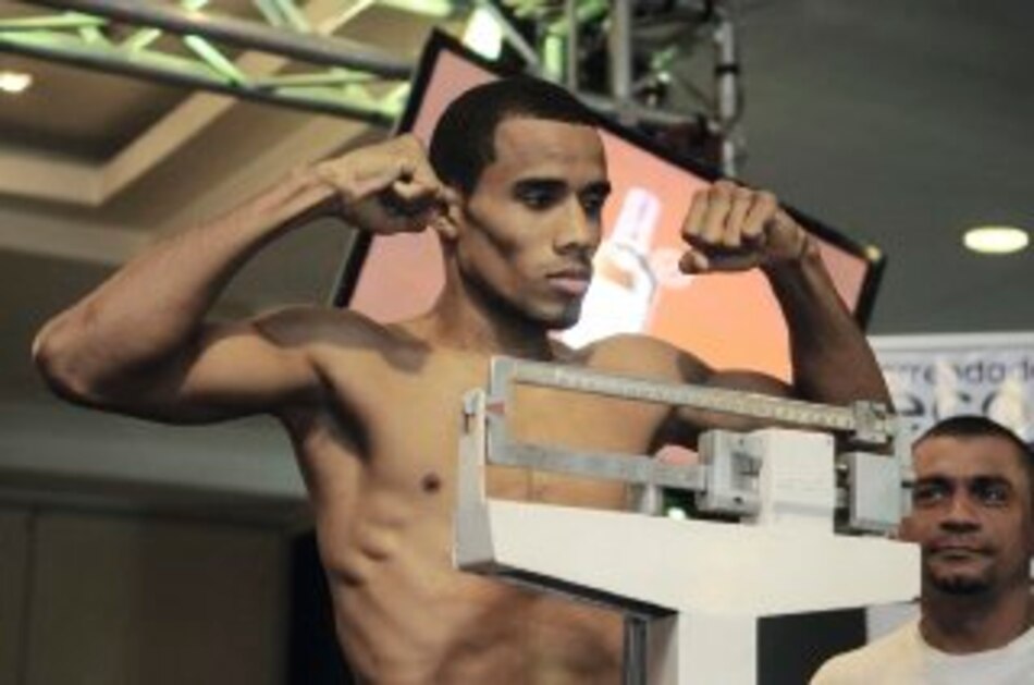 Manuel Vides tiene oportunidad titular contra Reveco