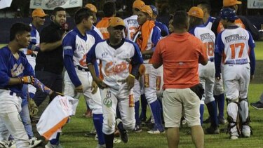 Los Potros de Panamá Este parten por delante en la serie final