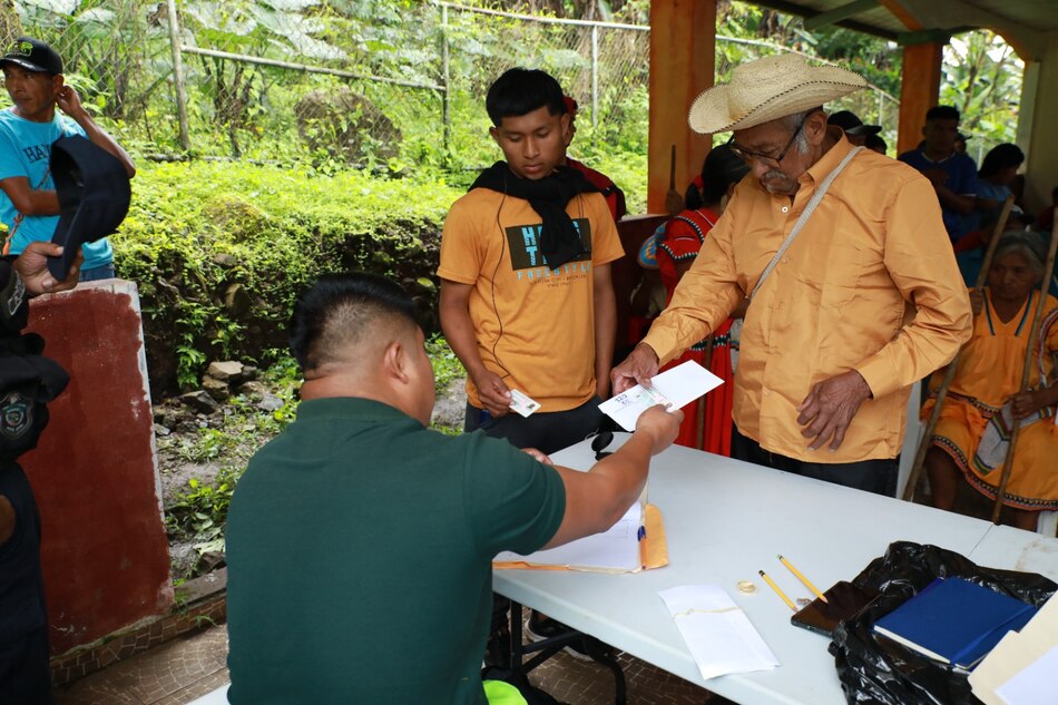 El Mides pospone el cuarto pago de programas sociales en áreas de difícil acceso por la emergencia nacional