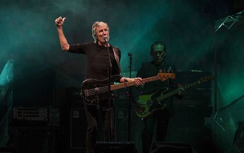 Roger Waters refrenda mensaje en el Zócalo