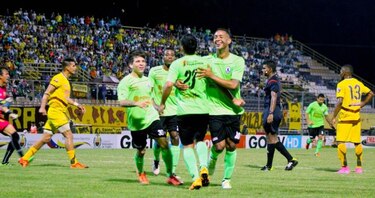 Gabriel Torres pone al Zamora con un pie en la semifinal