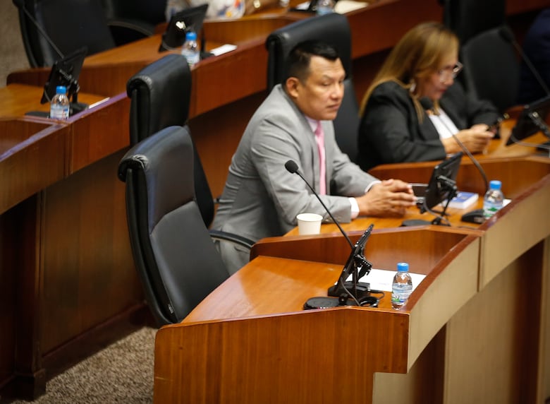 La silla vacía de Raúl Pineda