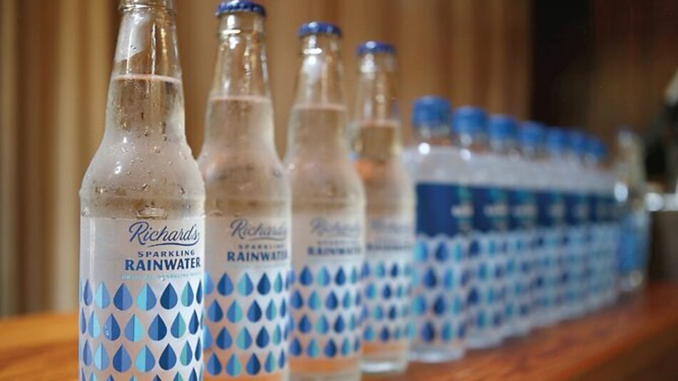 Agua de lluvia, a la botella