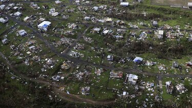 Gobernador de Puerto Rico ordena revisar cifra de muertos por huracán María