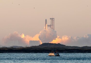 SpaceX falla de nuevo en la misión, pero avanza en el despegue
