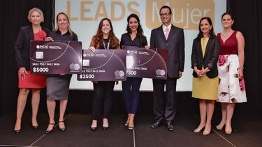 Incae y Mastercard premian a tres emprendedoras centroamericanas
