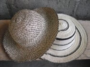 A ellas les cuesta más