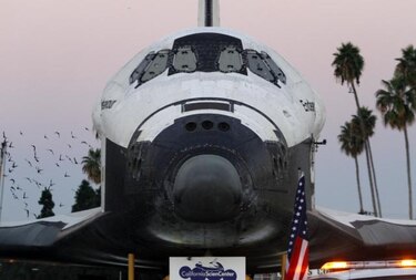 Endeavour llega a museo de Los Ángeles