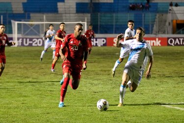 México golea 5-0 a Trinidad Tobago; Panamá cayó ante Guatemala