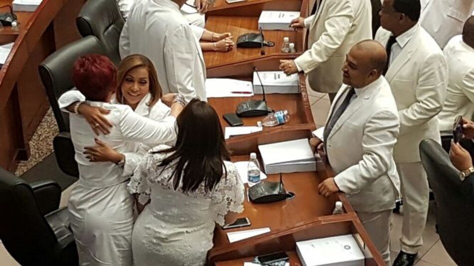 Yanibel Ábrego es electa como presidenta de la Asamblea Nacional