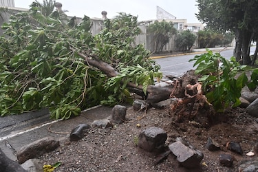 Huracán Melissa baja a categoría 4 tras impactar Jamaica