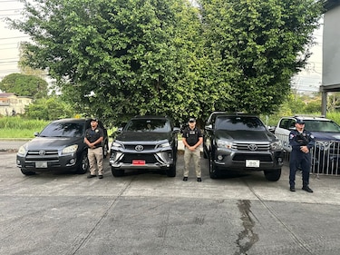 Policía incauta tres camionetas en pesquisa por enriquecimiento injustificado vinculada al caso de Javier Fanuco