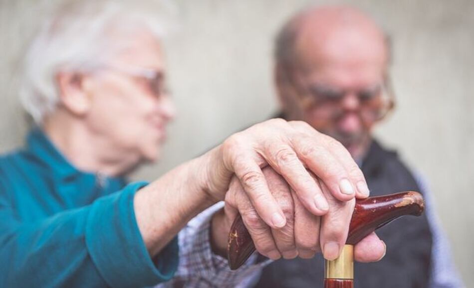 Estados Unidos aprueba nuevo medicamento contra el alzheimer, el primero en casi dos décadas