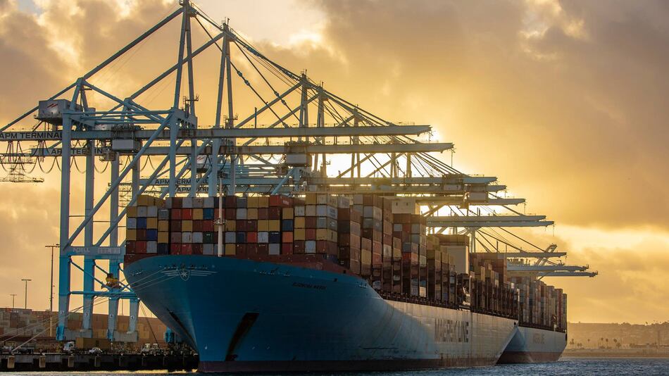 Trump contempla ajustar su plan de tarifas portuarias para los barcos de fabricación china