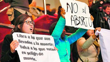 Llevan ante tribunal la ley de aborto