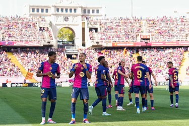 El Barça brilla con Olmo de titular y un ‘hat-trick’ de Raphinha en el triunfo 7-0 sobre Valladolid