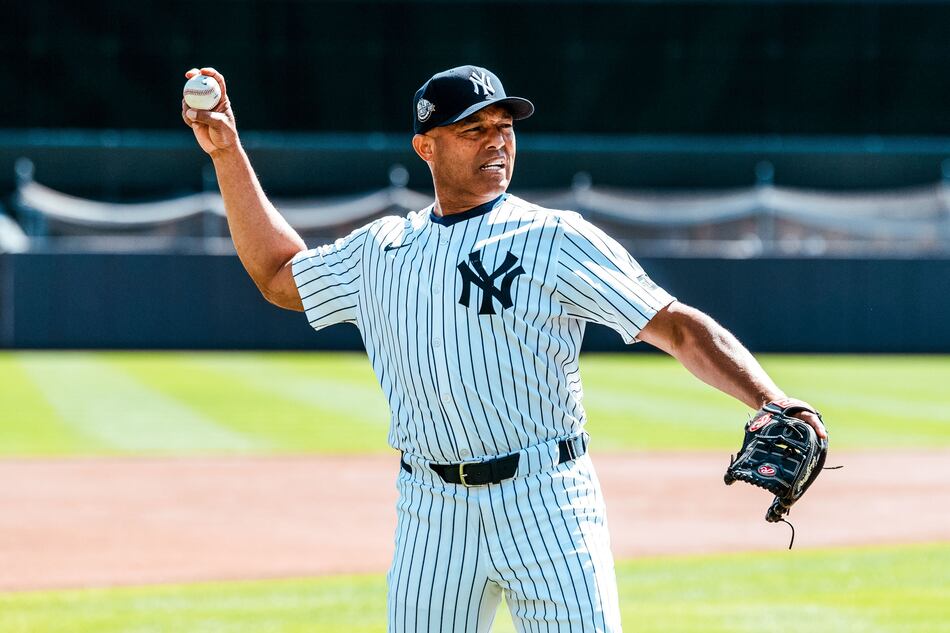 Mariano Rivera pega sencillo y Chema Caballero doble este sábado en el Yankee Stadium