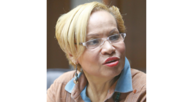 200 funcionarios en la Defensoría en incertidumbre; Coco pide renuncias