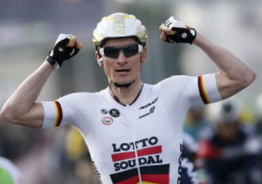 Andre Greipel gana segunda etapa de la vuelta París-Niza
