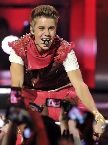 Una madre se querella contra Justin Bieber por concierto ruidoso
