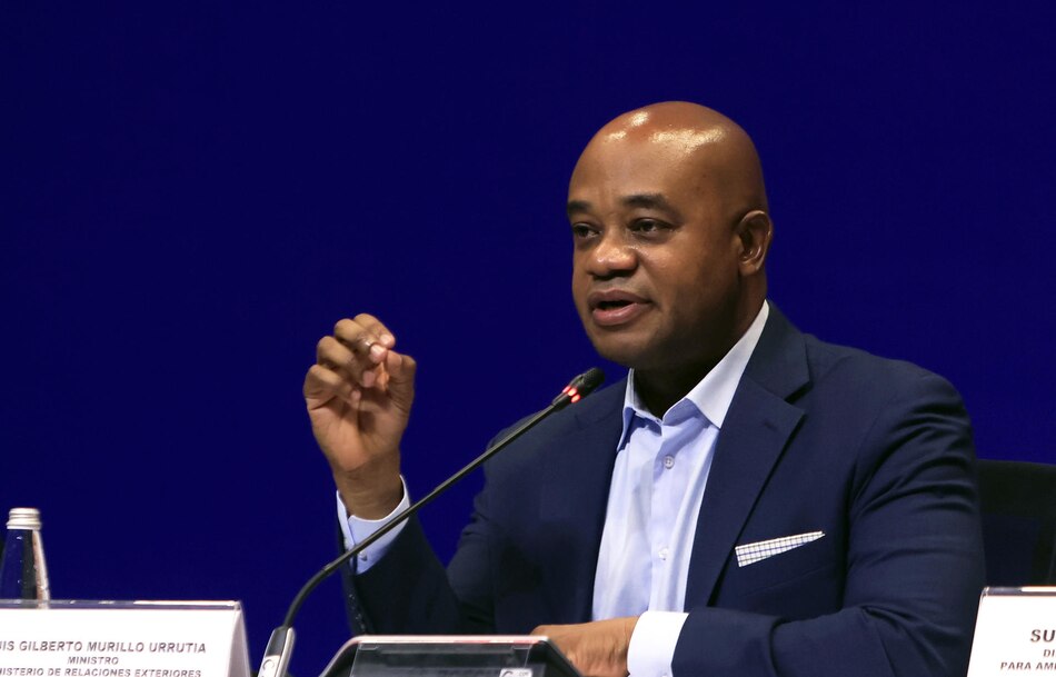 El canciller Murillo dice que Colombia seguirá intentando mediar en crisis política de Venezuela