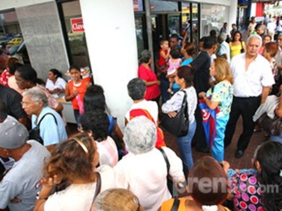 Pagan a la mayoría de los beneficiarios de '100 a los 70'