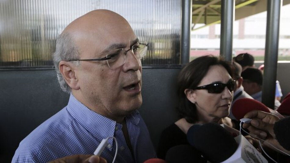 Periodista nicaragüense denuncia a jefe de policía por allanar diario